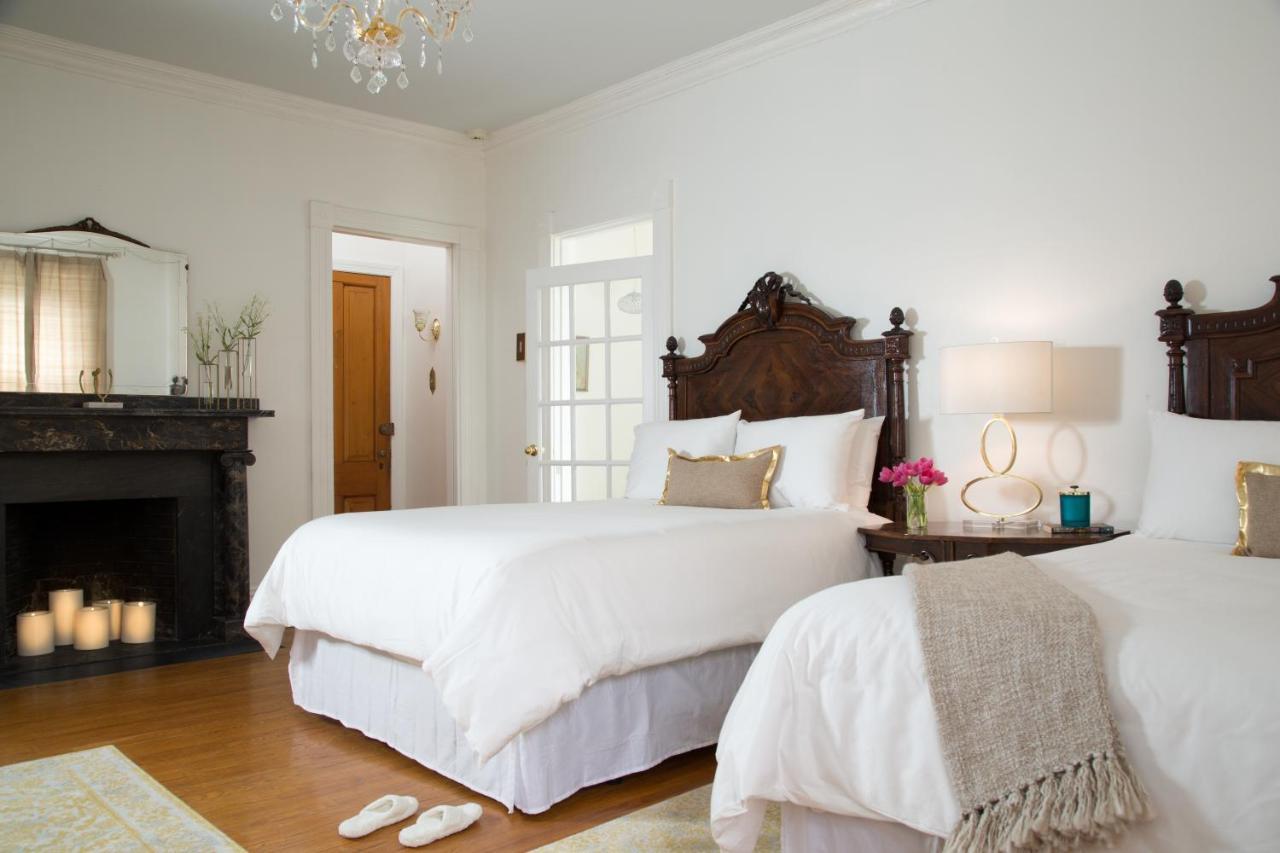 Akwaaba Philadelphia Bed & Breakfast Exterior photo